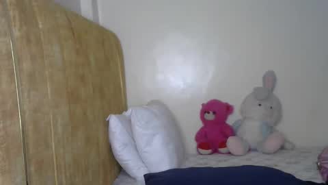 skylar online show from April 21, 8:32 am