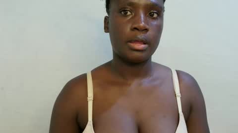 sexxy_maya1 online show from April 2, 4:59 pm