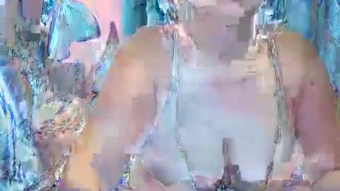 misslovely j online show from February 18, 8:38 am