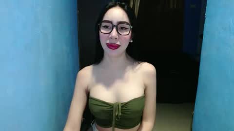 sexy_emily92 online show from December 23, 4:05 am
