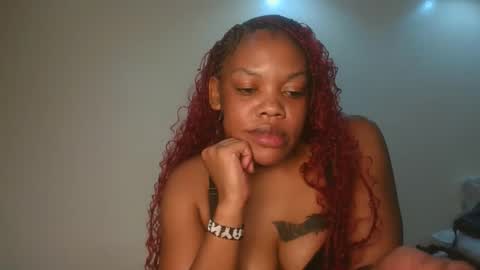 sexy_lyna online show from March 3, 9:54 pm