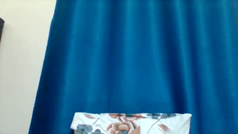 sexyapple2002 online show from March 24, 5:46 am