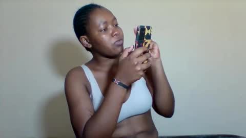 sexyapple2002 online show from February 3, 4:21 am