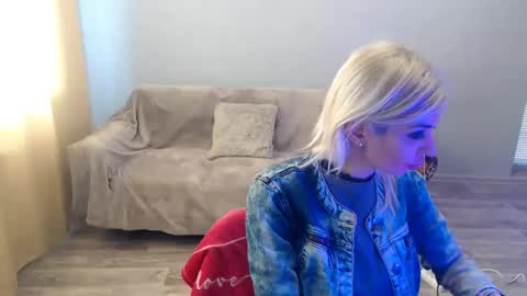 sexybeatriice online show from February 11, 7:32 am