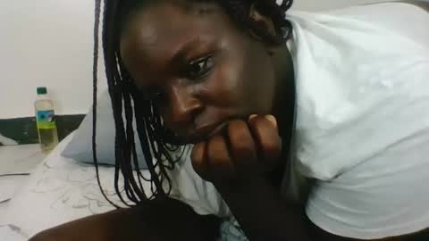 sexyblackgal10 online show from September 12, 12:22 am