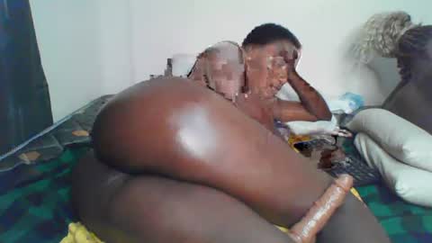 sexychoco2 online show from June 14, 2:24 am