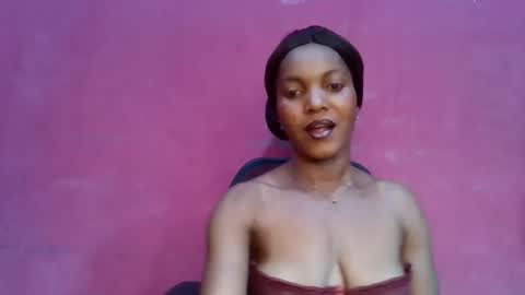 sexydoll32 online show from April 3, 11:03 pm