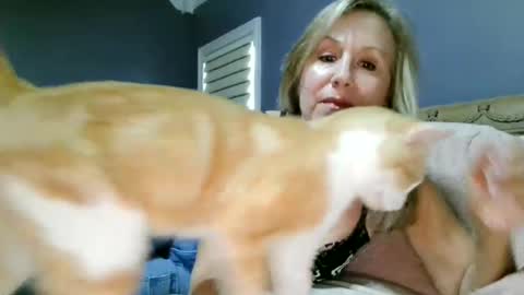 LisaisLuscious online show from November 24, 3:14 pm