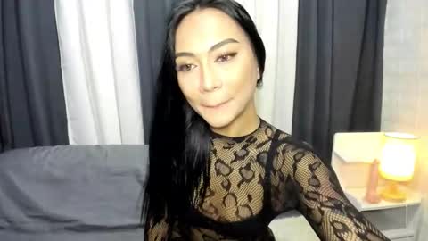 maxine online show from October 2, 8:25 pm