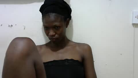 sexynana2001 online show from May 30, 2:53 am