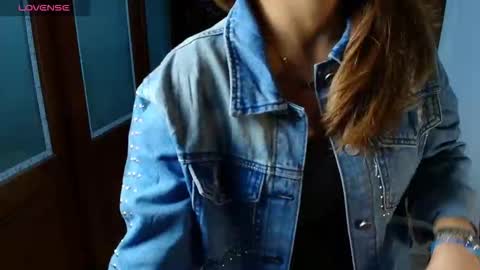 R A C H E L online show from January 13, 11:58 am