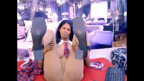 sexyva4u2luv online show from February 26, 7:24 pm