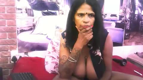 sexyva4u2luv online show from December 19, 10:13 pm