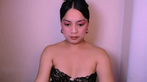 shadowseductress online show from April 8, 12:13 am