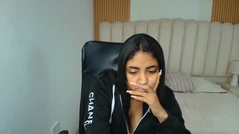 shanelle online show from March 5, 7:26 am