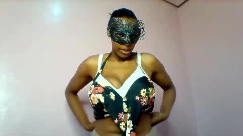 shanizz online show from March 16, 8:35 pm