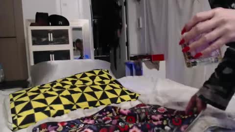 Shannon07 online show from March 9, 4:38 am