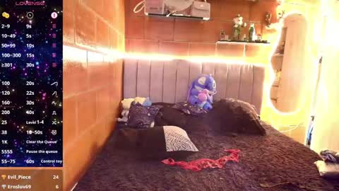 My real name is bella  Much Gust  online show from April 15, 8:09 pm