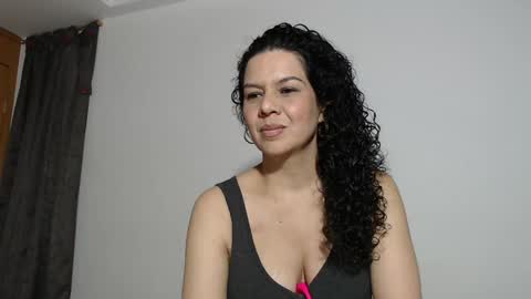 sharickleon11 online show from January 31, 11:13 pm