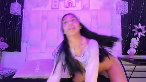 Sharon online show from June 25, 7:48 pm