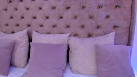 Shantall online show from January 25, 8:21 pm