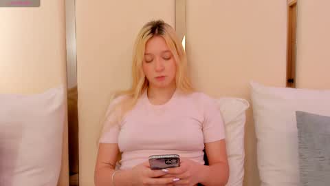 Shantall online show from January 29, 5:24 pm