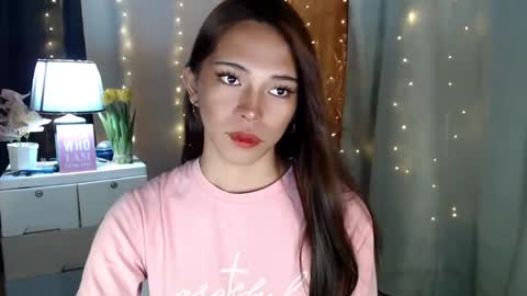 shawniee 3 online show from December 6, 11:54 am