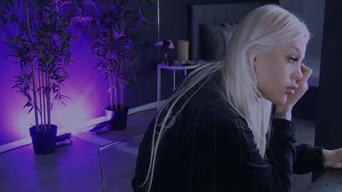 shayblonde online show from January 28, 9:08 pm