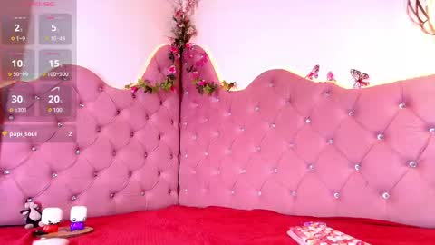 sheilly_brown online show from May 5, 7:50 pm