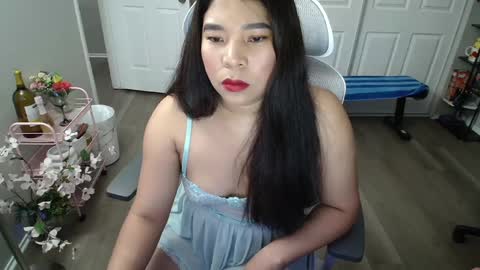 sheilyn_smith online show from September 18, 9:52 am