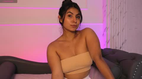  Transmission schedule Monday - Friday 715 am to 200 pm time Colombia  online show from January 25, 12:30 pm