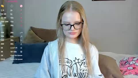 shellyboom online show from December 14, 8:58 pm