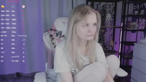 shellyboom online show from April 14, 6:19 pm