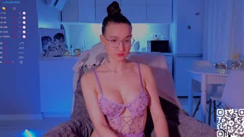 Sheyli online show from December 10, 6:17 pm