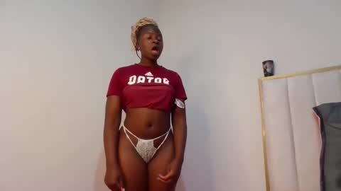 Shilla online show from March 12, 4:42 pm