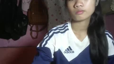 shimmering_kate online show from December 16, 2:04 am