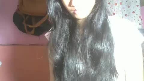 shimmering_kate online show from December 22, 3:22 pm