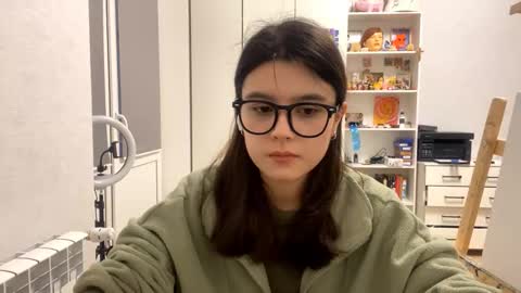 Marie online show from February 14, 1:24 pm