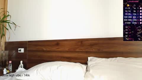 Jess online show from September 11, 9:09 am