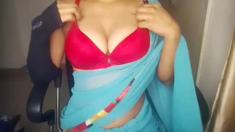 shreya_0 online show from September 8, 7:02 pm