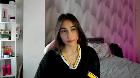 Mika online show from January 19, 8:50 am