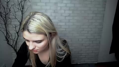 shy_sabrina_ online show from January 10, 8:51 am