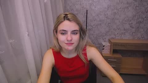 shy_sabrina_ online show from January 3, 7:49 am