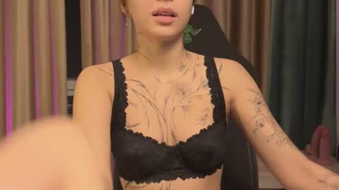 shygaze online show from March 6, 3:29 pm