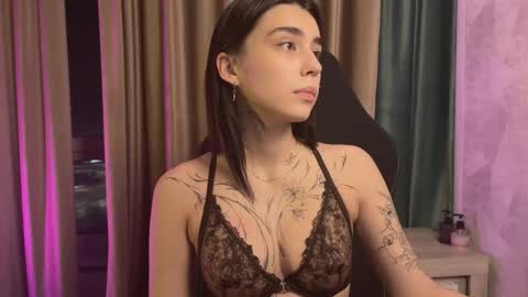 shygaze online show from February 24, 9:02 pm