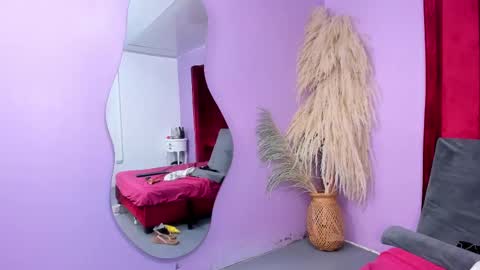 sienna_glow online show from October 17, 2:20 pm