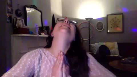 siennavia online show from February 15, 4:26 am