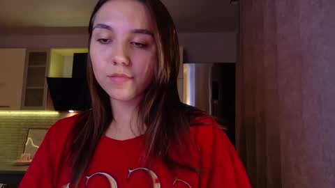 You fav Miss Si online show from October 9, 3:27 pm