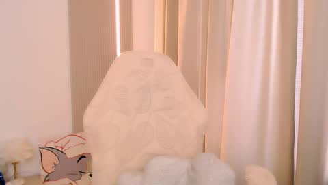 silk_ann online show from April 5, 5:39 am