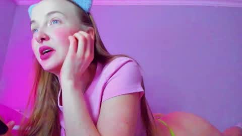 Mila online show from January 10, 7:57 am